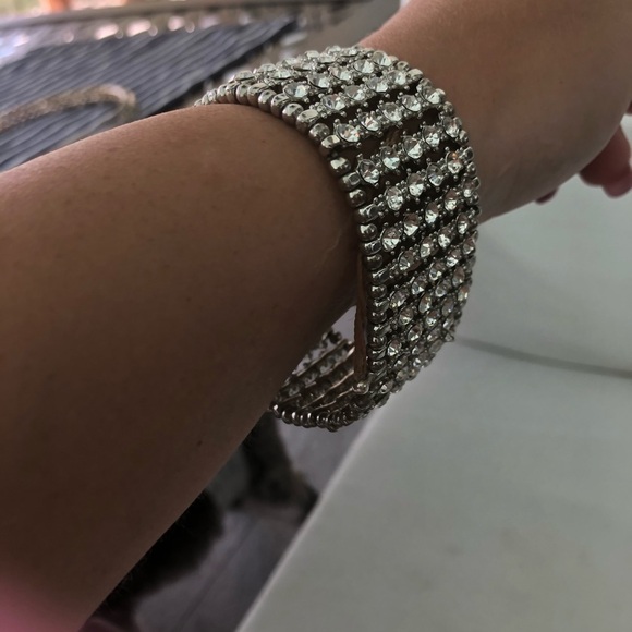 Rhinestone Silver Elastic Fashion Bracelet - Picture 4 of 4